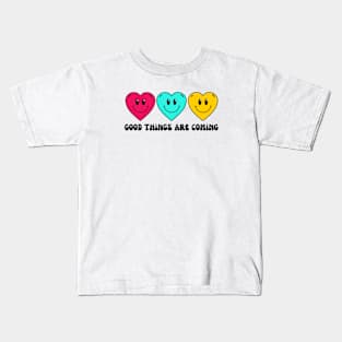 Retro Vintage Aesthetic Heart Smiley Emoji "Good Things Are Coming" Kids T-Shirt